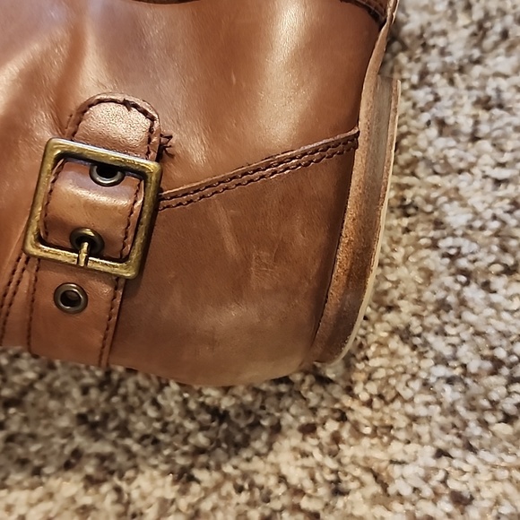 ZIGIny size 8 boots! - Picture 3 of 8